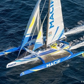 Trimaran Macif